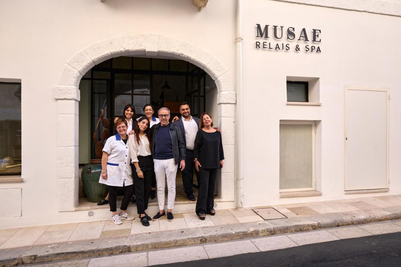 Musae Relais & 3*